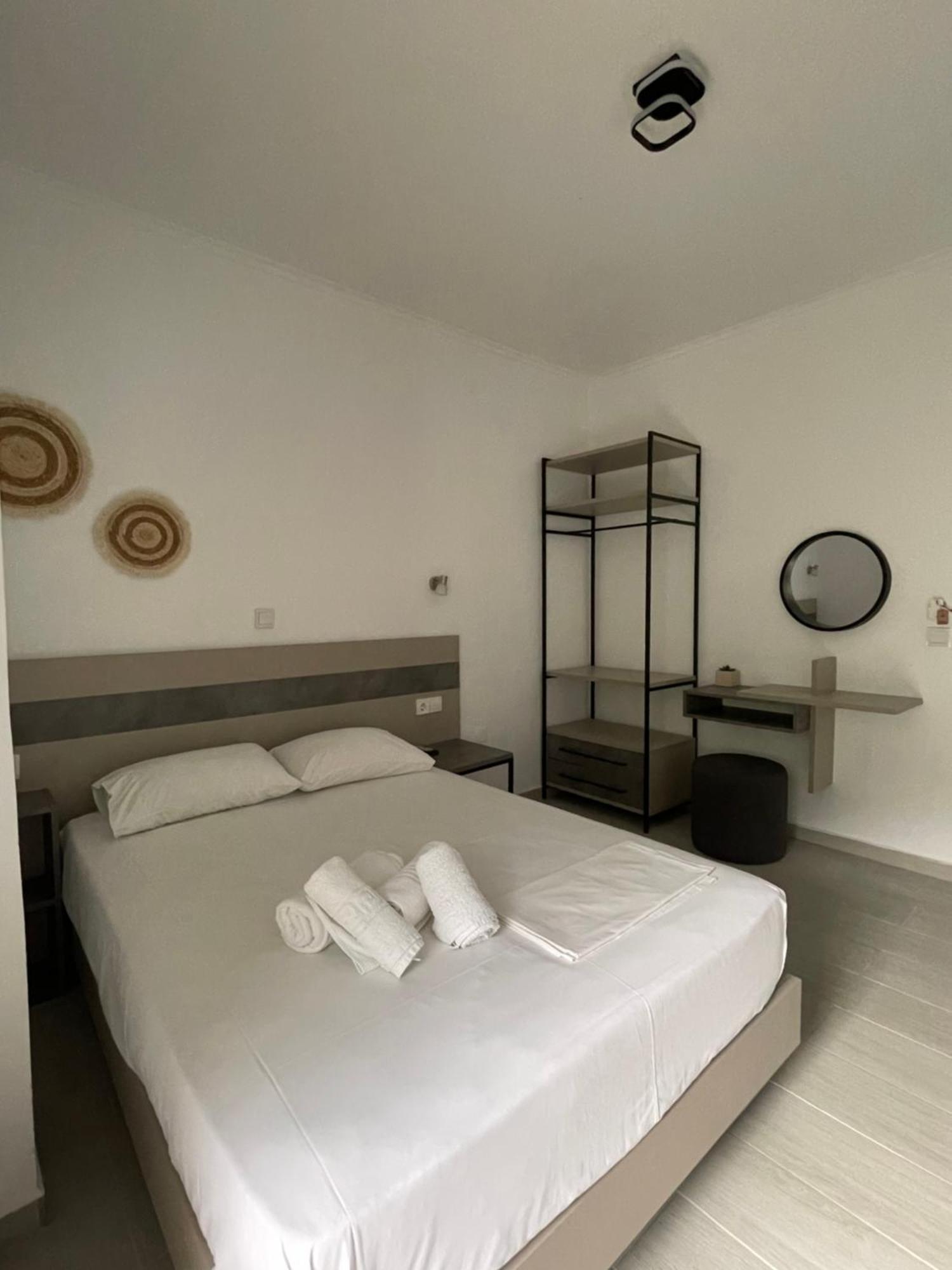 Sunshine Apartments And Rooms Нікіана Екстер'єр фото