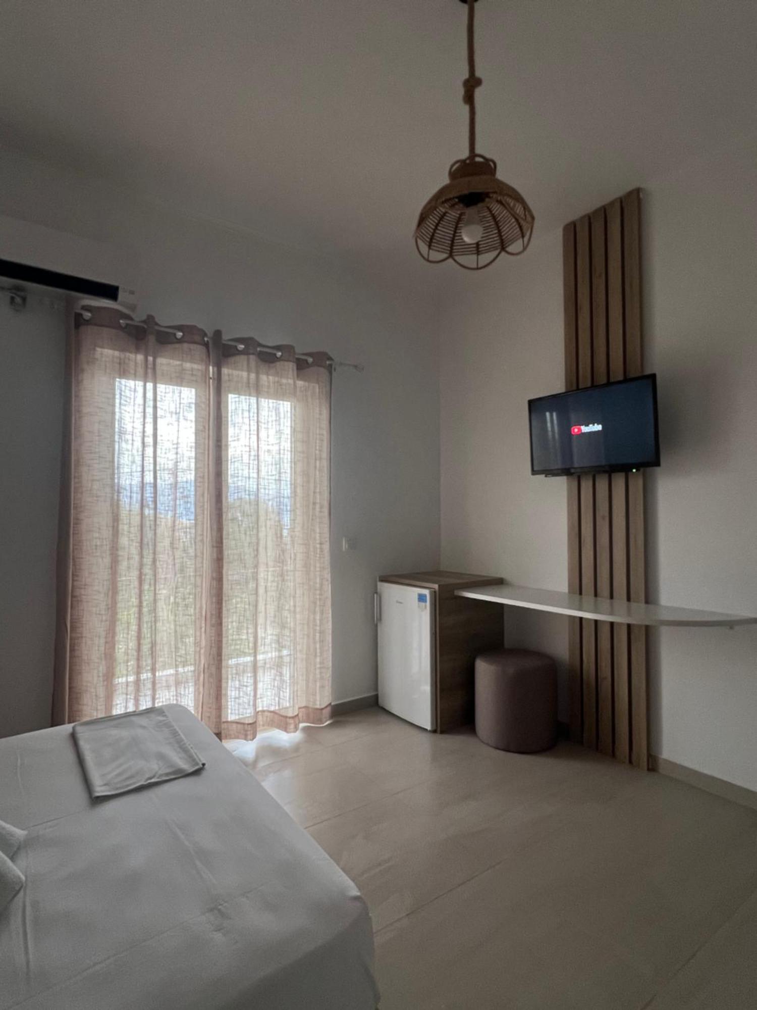 Sunshine Apartments And Rooms Нікіана Екстер'єр фото
